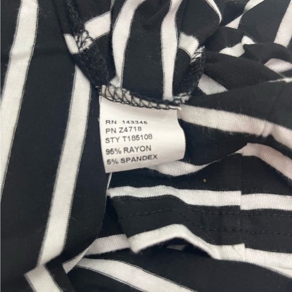 Piko 1988 by Anthropology Black & White Stripe Long Sleeve Women's Tee Shirt Top - Picture 8 of 9